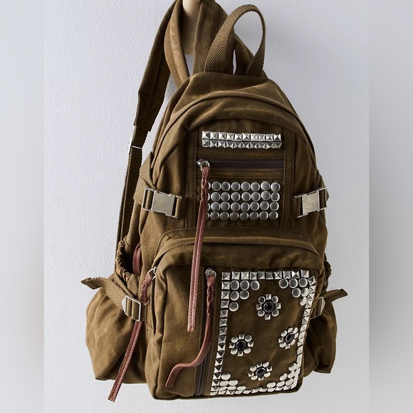🌟1 LEFT🌟 Free People Berlin Studded Backpack✨ Brand New✨ - Picture 8 of 11